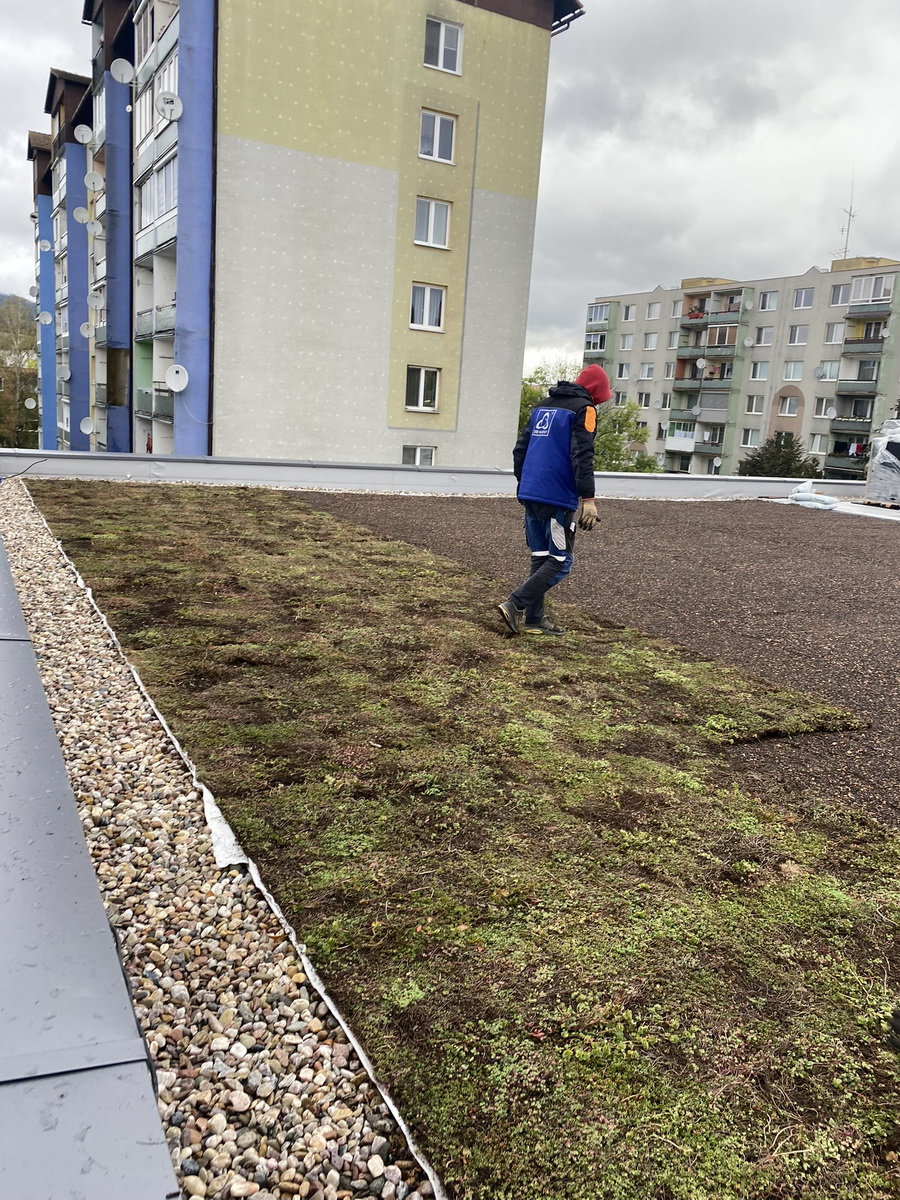 Zelená strecha OC Gorlická ul. Bardejov